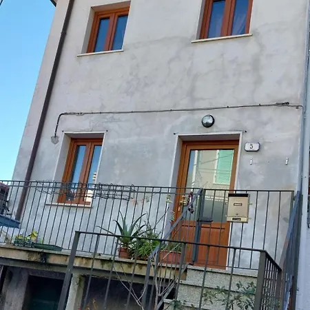 La Casa Tra I Castagni Villa Seravezza Exterior photo