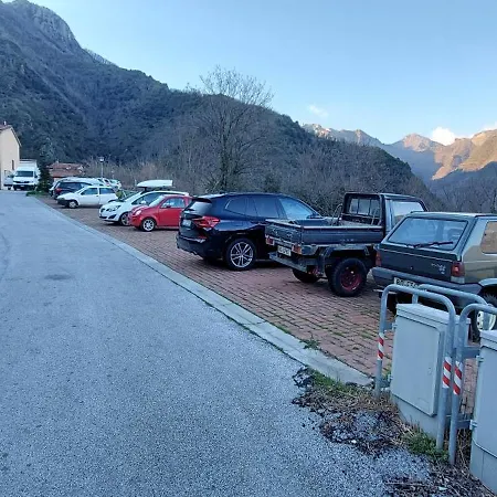 La Casa Tra I Castagni Villa Seravezza Exterior photo